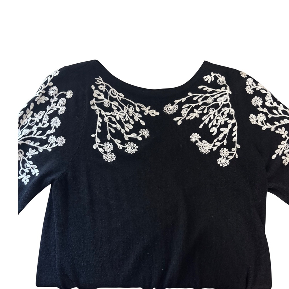 Rain + Rose Sweater Women XL Black Floral Embroidery Angora Blend Good